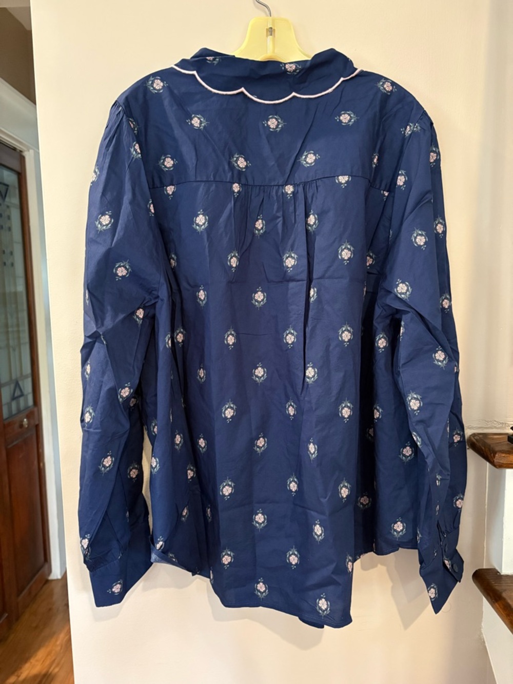 NWT Torrid Belle Isle Scalloped Shirt - Picture 7 of 11